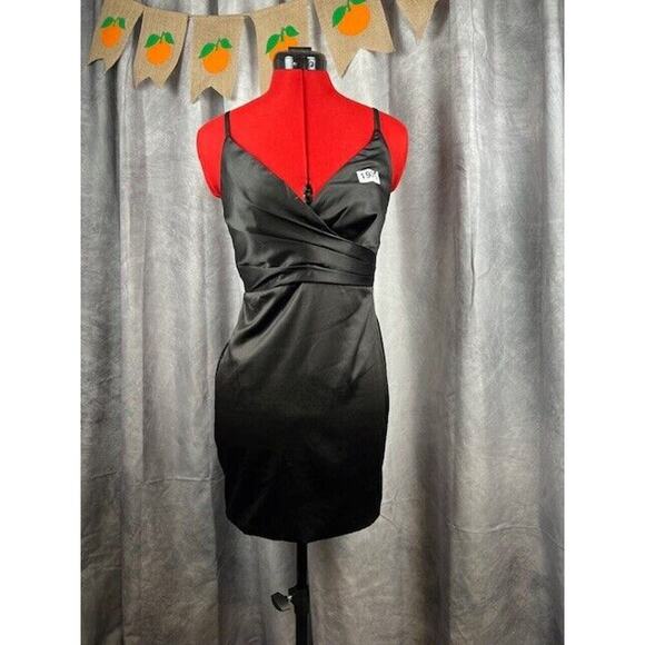 DO BE Womens Black Cocktail Dress Zip Back Adjustable Straps Padded Cups Lined S - Picture 1 of 6